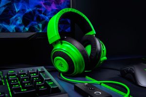 Das Razer Kraken Tournament Edition ist ein giftgrünes Gaming-Headset.