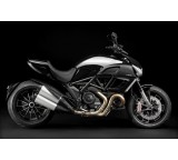 Motorrad im Test: Diavel Cromo ABS DTC (119 kW) [12] von Ducati, Testberichte.de-Note: ohne Endnote