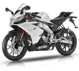 Motorrad im Test: RS4 50 (5 kW) [13] von Aprilia, Testberichte.de-Note: ohne Endnote