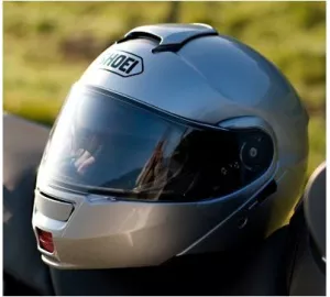 Shoei Neotec von Shoei