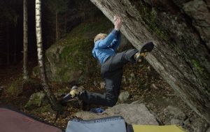 Crashpads am Fels
