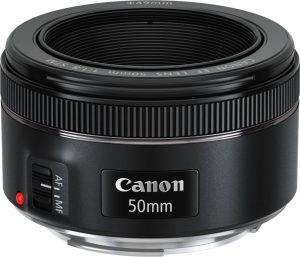 Der Klassiker unter den Festbrennweiten: Das Canon EF 50mm 1:1,8 STM.