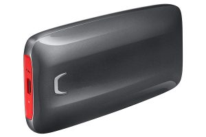 Die Portable SSD X5 von Samsung ist eine extrem schnelle externe Festplatte mit Thunderbolt-3-Schnittstelle.