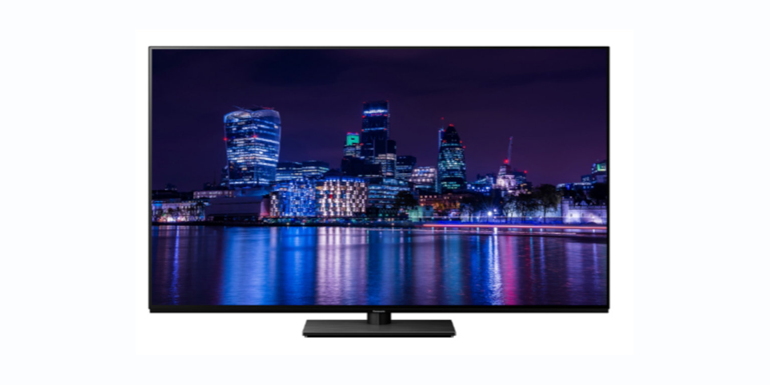 Panasonic TX-55MZW984 vor weißem Hintergrund