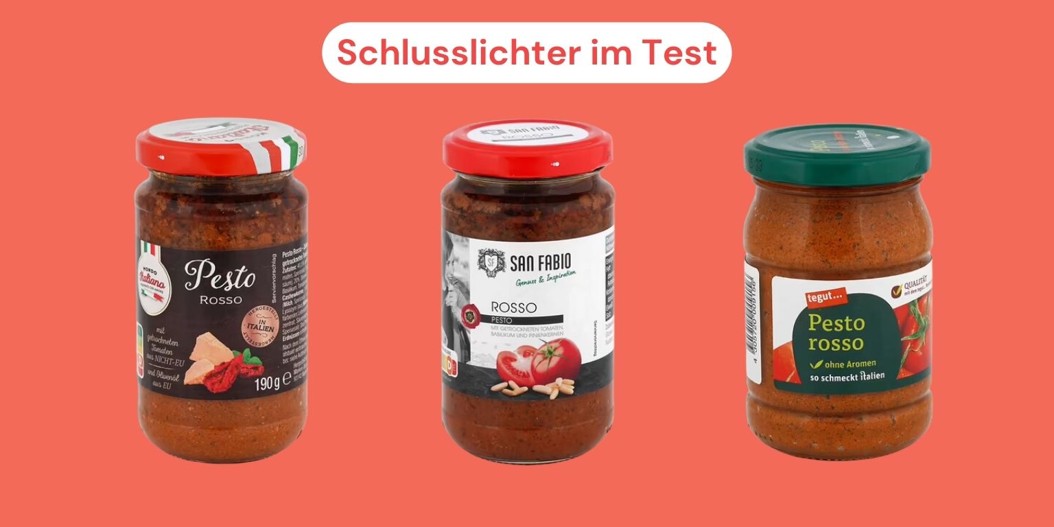 Drei Gläser mit rotem Pesto, die schlecht im Test abgeschnitten haben.