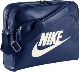 Umhängetasche im Test: Heritage SI von Nike, Testberichte.de-Note: 2.0 Gut