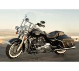 Motorrad im Test: Road King Classic ABS (66 kW) [Modell 2017] von Harley-Davidson, Testberichte.de-Note: ohne Endnote