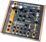 Synthesizer, Workstations & Module im Test: Treadstone von Analogue Solutions, Testberichte.de-Note: 1.5 Sehr gut