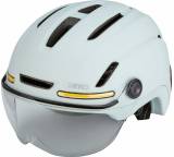 Fahrradhelm im Test: Ethos Mips LED Shield von Giro, Testberichte.de-Note: ohne Endnote