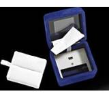 Digitaler Bilderrahmen im Test: Samt-Ringschatulle mit integriertem digitalem Bilderrahmen von Somikon, Testberichte.de-Note: ohne Endnote