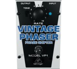 Gitarren-Effektgerät / -Preamp im Test: Vintage Effektgeräte-Serie von Behringer, Testberichte.de-Note: 2.5 Gut