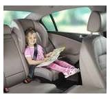 Kindersitz im Test: Kindersitz (Passat; integriert) von VW, Testberichte.de-Note: 2.0 Gut