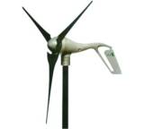 Stromaggregat im Test: AirXMarine (mit blauen Flügeln) von Southwest Windpower, Testberichte.de-Note: 1.0 Sehr gut