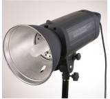 Lichttechnik im Test: Helios Studioblitzgerät 300P von B.I.G., Testberichte.de-Note: ohne Endnote