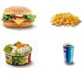 Fastfood im Test: Menü: Star Burger, Pommes frites, frisch gemischter Salat, Cola von Kochlöffel, Testberichte.de-Note: 3.6 Ausreichend
