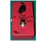 Gitarren-Effektgerät / -Preamp im Test: Red Rooster Booster von BJF Electronics, Testberichte.de-Note: ohne Endnote