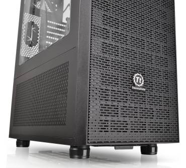 Produktbild Thermaltake Core X71 mit Seitenfenster