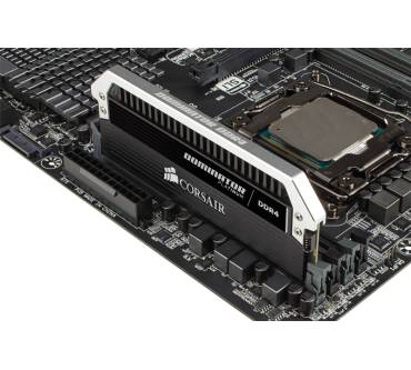 Produktbild Corsair Dominator Platinum DIMM Kit 2x8GB DDR4-3000