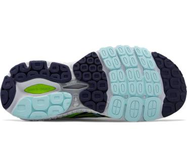 Produktbild New Balance 860v7