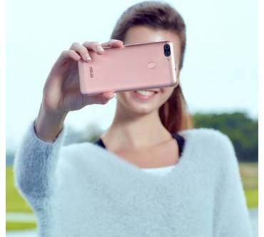 Produktbild Asus ZenFone Max Plus (M1)