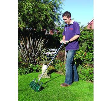 Produktbild Greenkey Garden and Home Ltd Rollender Rasenlüfter 30 cm