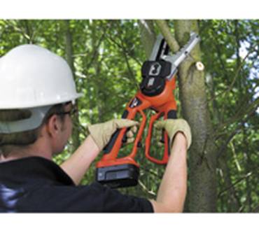 Produktbild Black + Decker Akku-Astschere GKC1000