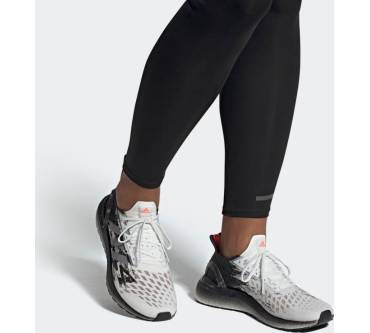 Produktbild Adidas Ultraboost PB