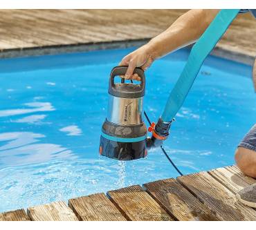 Produktbild Gardena Klarwasser-Tauchpumpe 11000