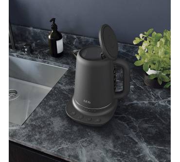 Produktbild AEG Wasserkocher K7-1-6BP Gourmet 7