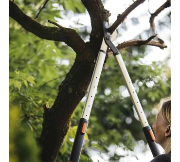 Produktbild Fiskars SmartFit Teleskop-Astschere L86