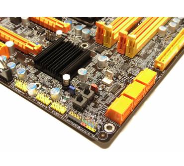 Produktbild DFI LANPARTY JR P45-T2RS