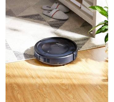 Produktbild AmazonBasics Saugroboter, schlankes Design