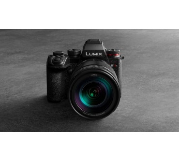 Produktbild Panasonic Lumix DC-S1IIE
