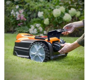 Produktbild LawnMaster OcuMow AMD18i-800 Plus