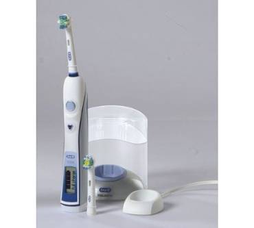 Produktbild Oral-B Triumph 9500