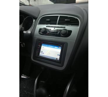 Produktbild Pioneer AVIC-F 930 BT