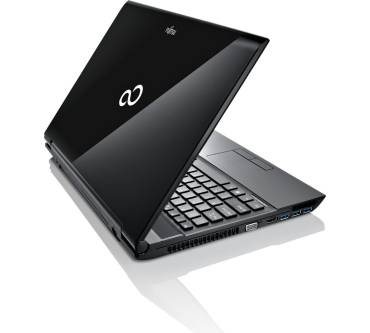 Produktbild Fujitsu Lifebook AH532