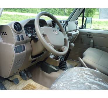Produktbild Toyota Land Cruiser HZJ79 DoKa 4x4 5-Gang manuell (96 kW) [96] getunt von extrem Fahrzeuge