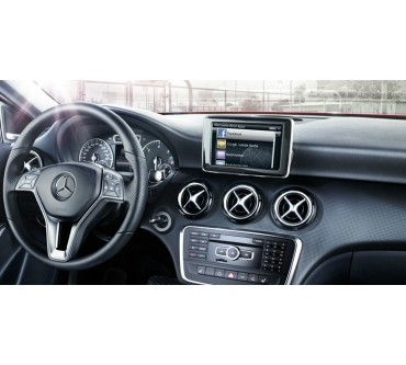 Produktbild Mercedes-Benz A-Klasse Audio 20 CD + Drive Kit Plus für iPhone + Harman Kardon Logic7 [12]