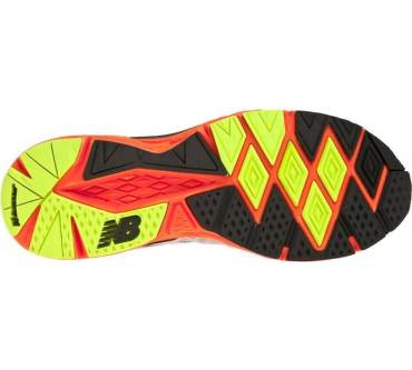 Produktbild New Balance 790v3