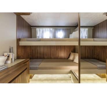 Produktbild Absolute Yachts 64 Fly