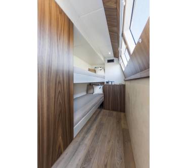 Produktbild Absolute Yachts 64 Fly