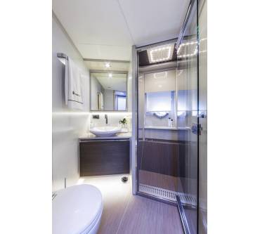 Produktbild Absolute Yachts 64 Fly