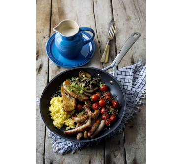Produktbild Le Creuset Aluminium Bratpfanne flach (28 cm)