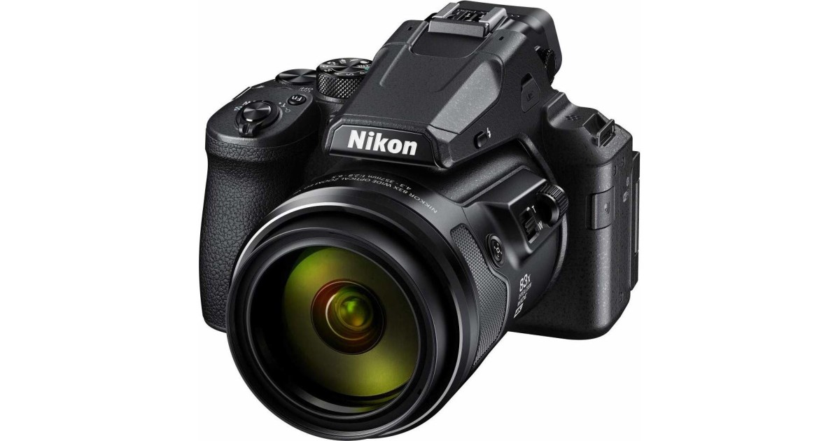 Nikon Coolpix P950 im Test: 2,0 gut | Moderne Bridgekamera mit