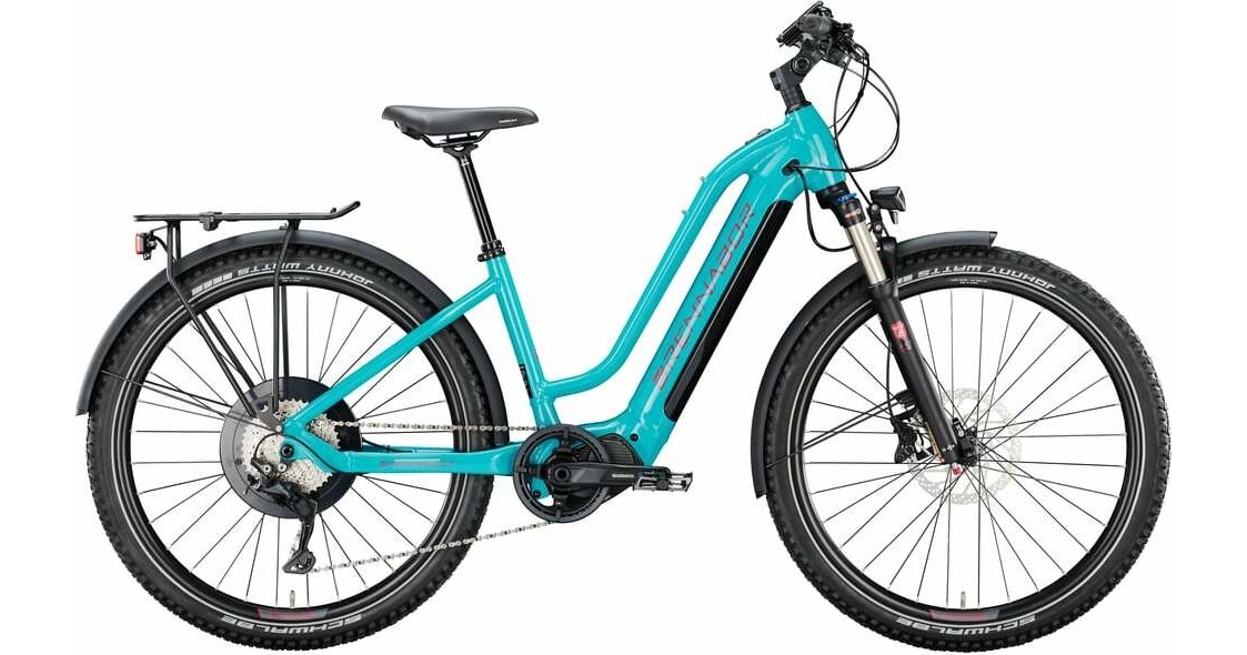 scott gravel bikes Addict 40 Bike Model Family:Cannondale Comfort nav-camera-bags room for big tires Top Gear's Top 9: