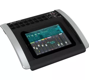 Behringer X18 von Behringer