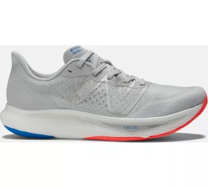 New Balance FuelCell Rebel v3 von New Balance