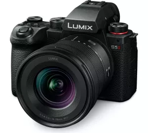 Panasonic Lumix DC-S5M2 von Panasonic