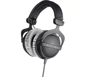 Beyerdynamic DT 770 PRO in schwarz von beyerdynamic
